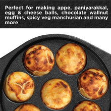 Load image into Gallery viewer, Hawkins Futura 16 cm Cast Iron Appe Pan, Non Stick Paniyaram Pan with Glass Lid, 8 Cups Paniyarakkal Pan, Litti Pan, Kuzhi Paniyaram Pan, Ponganalu Pan, Black (CIAP16G)