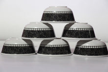 Load image into Gallery viewer, DURADINE MELAMINE DINNER SET, 40 PCS, NIGHT BLACK - KOCHEN ESSENTIAL