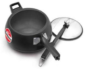 HAWKINS HAWKINS CONTURA BLACK XT PRESSURE COOKER  INDUCTION BOTTOM PRESSURE COOKER  (HARD ANODIZED) - KOCHEN ESSENTIAL